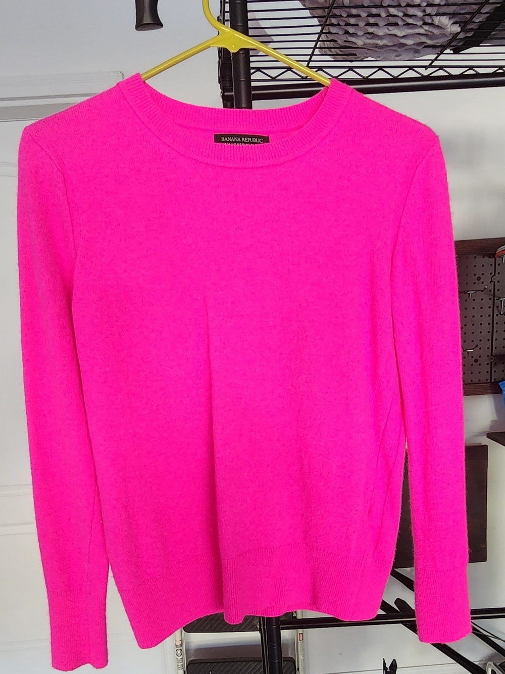 Banana Republic Women's Crewneck Sweater in Bright Pink